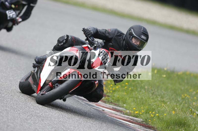 /37 28.07.2025 Dunlop Ride und Test Day ADR/Einsteiger gruen/555